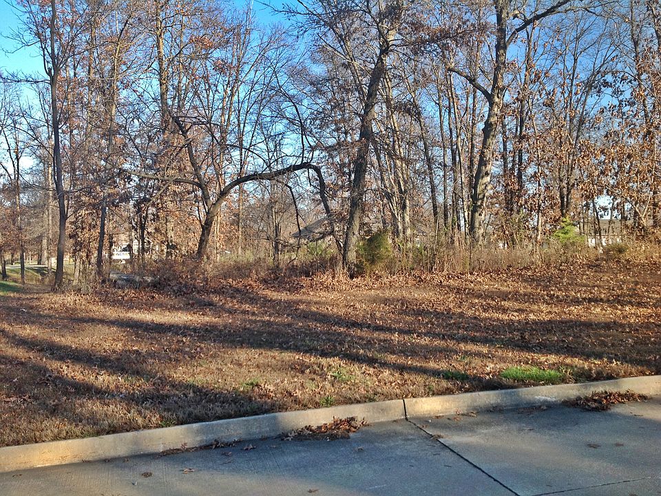 2nd image of Cedar Ridge Dr