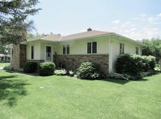 5365 S Majors Dr, New Berlin, WI 53146