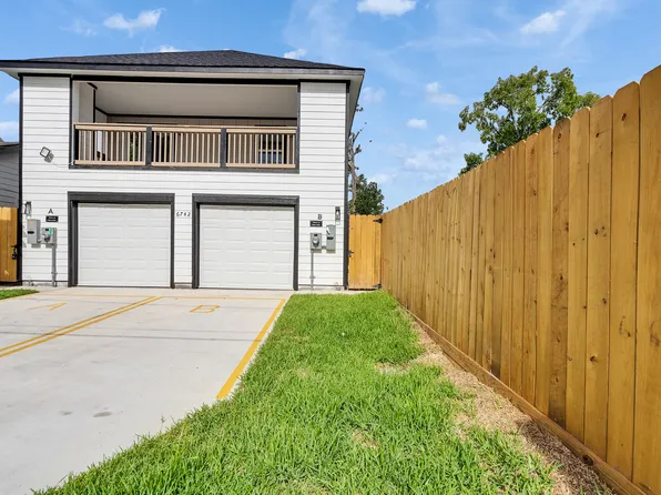 6742 Madrid St #A, Houston, TX 77021