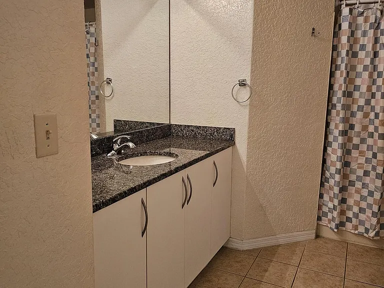 150 SW Peacock Blvd #103 — Photo 12