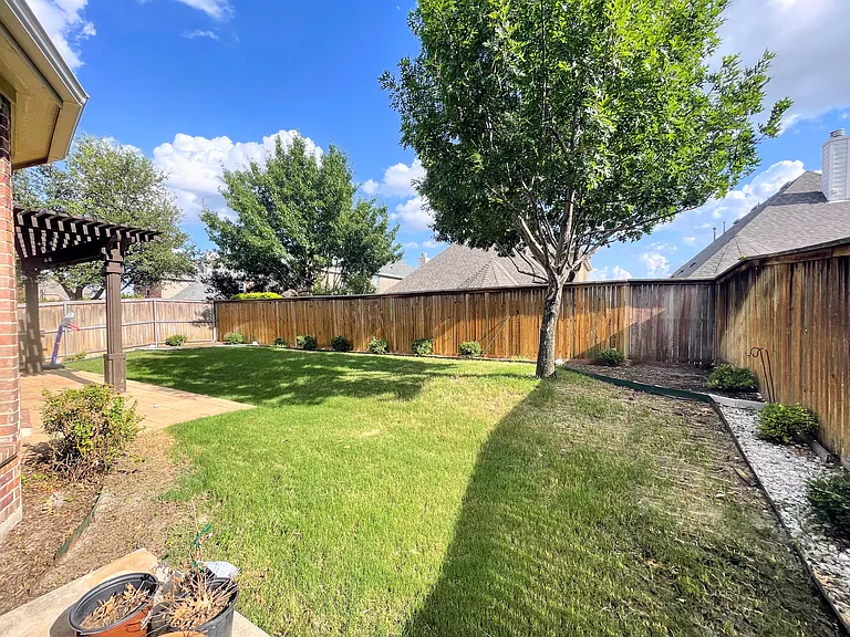 3103 Townsend Dr — Photo 39
