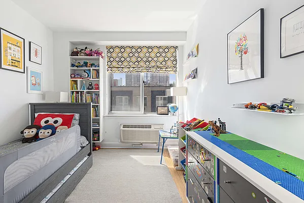 Sold by Compass | media 4