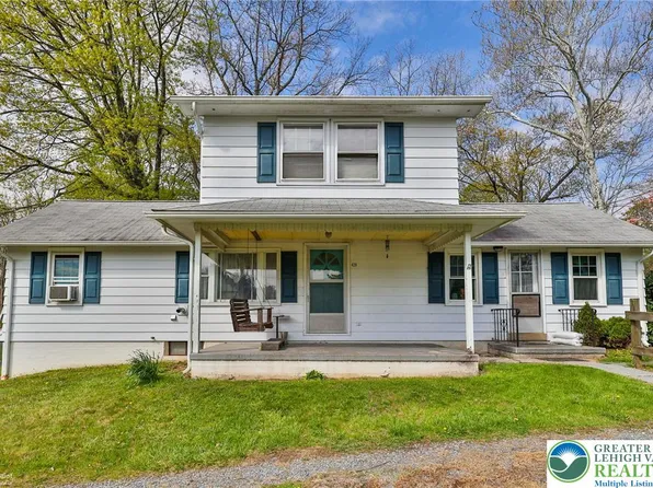 429 Monocacy Dr, Allentown, PA 18104