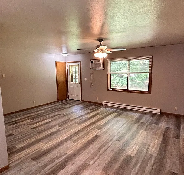 2427 New Pine Dr — Photo 5