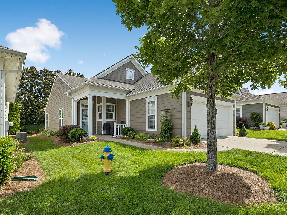 1st image of 238 Old Towne Dr
