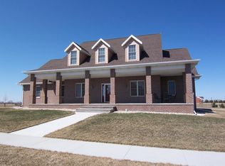 2021 Freedom St, Brookings, SD 57006