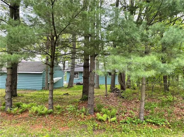 N2566 Warren Road, Sarona, WI 54870