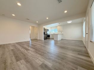 2708 W Orion Ave, Santa Ana, CA 92704