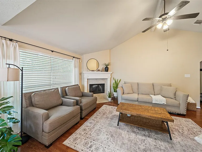 135 S Delta Mill Cir — Photo 5