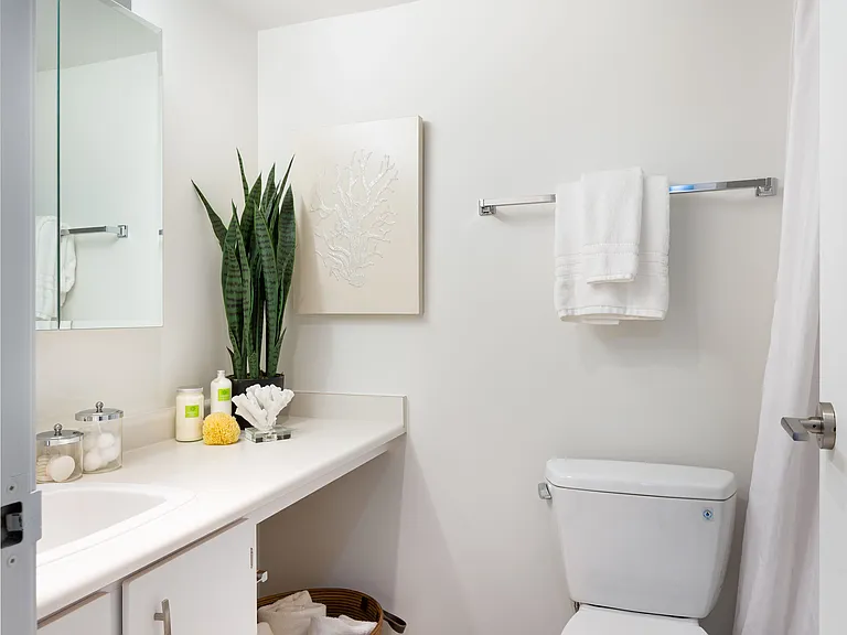 2020 Bellevue Ave — Photo 14