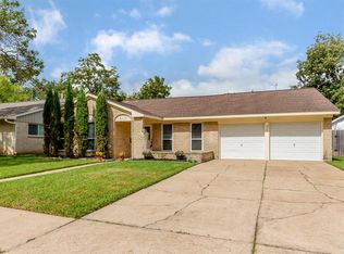 815 Buoy Rd, Houston, TX 77062