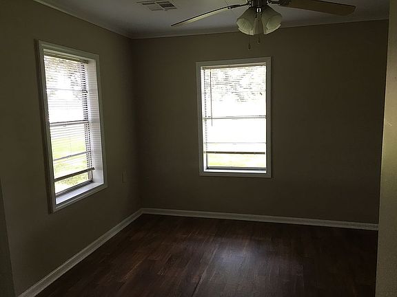 4th image of 22011 Elton Dr