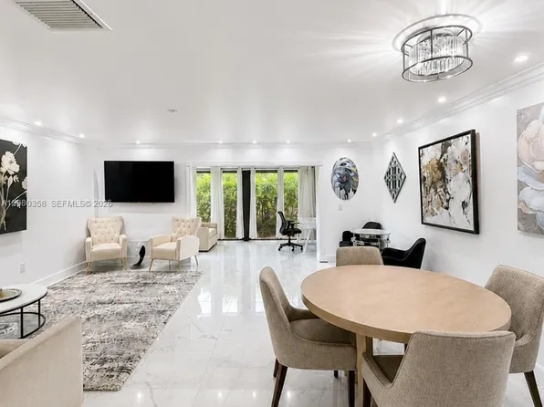 21866 Cypress Cir APT 31C, Boca Raton, FL 33433
