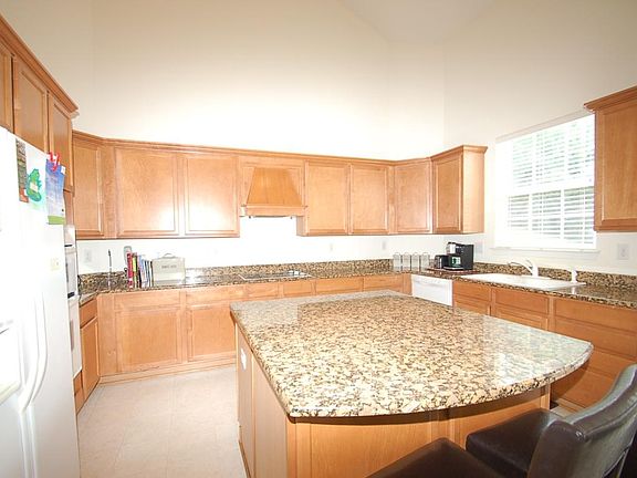 5th image of 8817 Saint Brides Ct