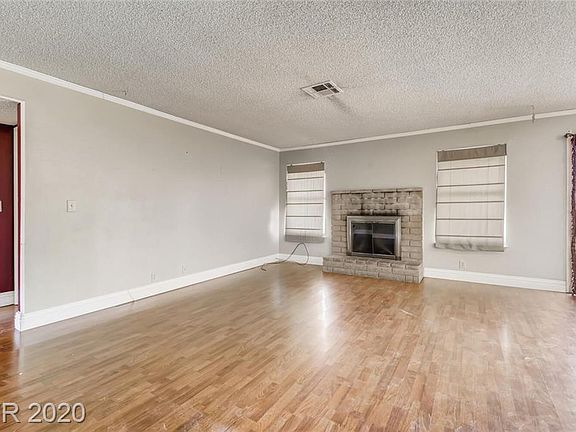 3rd image of 5104 Brownwood Ave