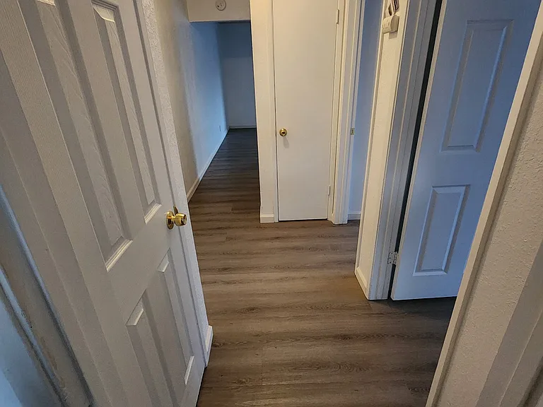 2928 Peachtree Dr #4 — Photo 9