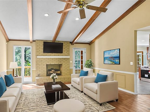4th image of 5925 Woodland Forrest Dr
