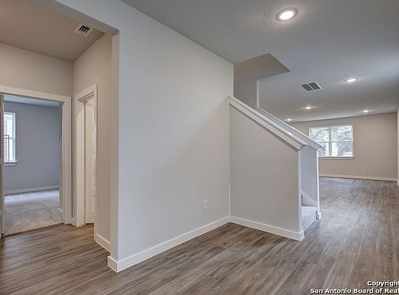 5th image of 14542 Emerio Drive