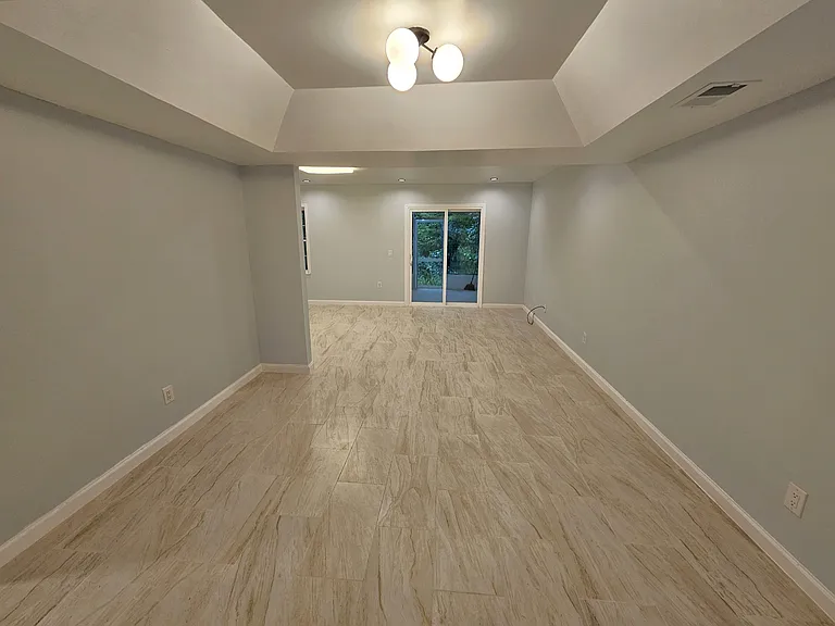 35 Summercreek Dr — Photo 10