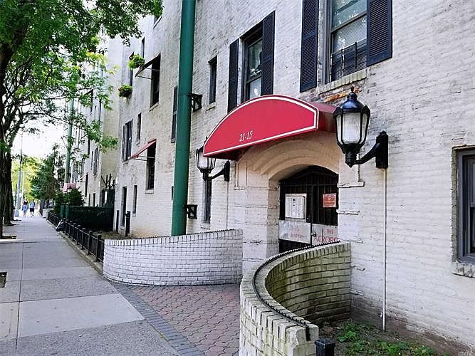 1st image of 2168 35th St APT 3E