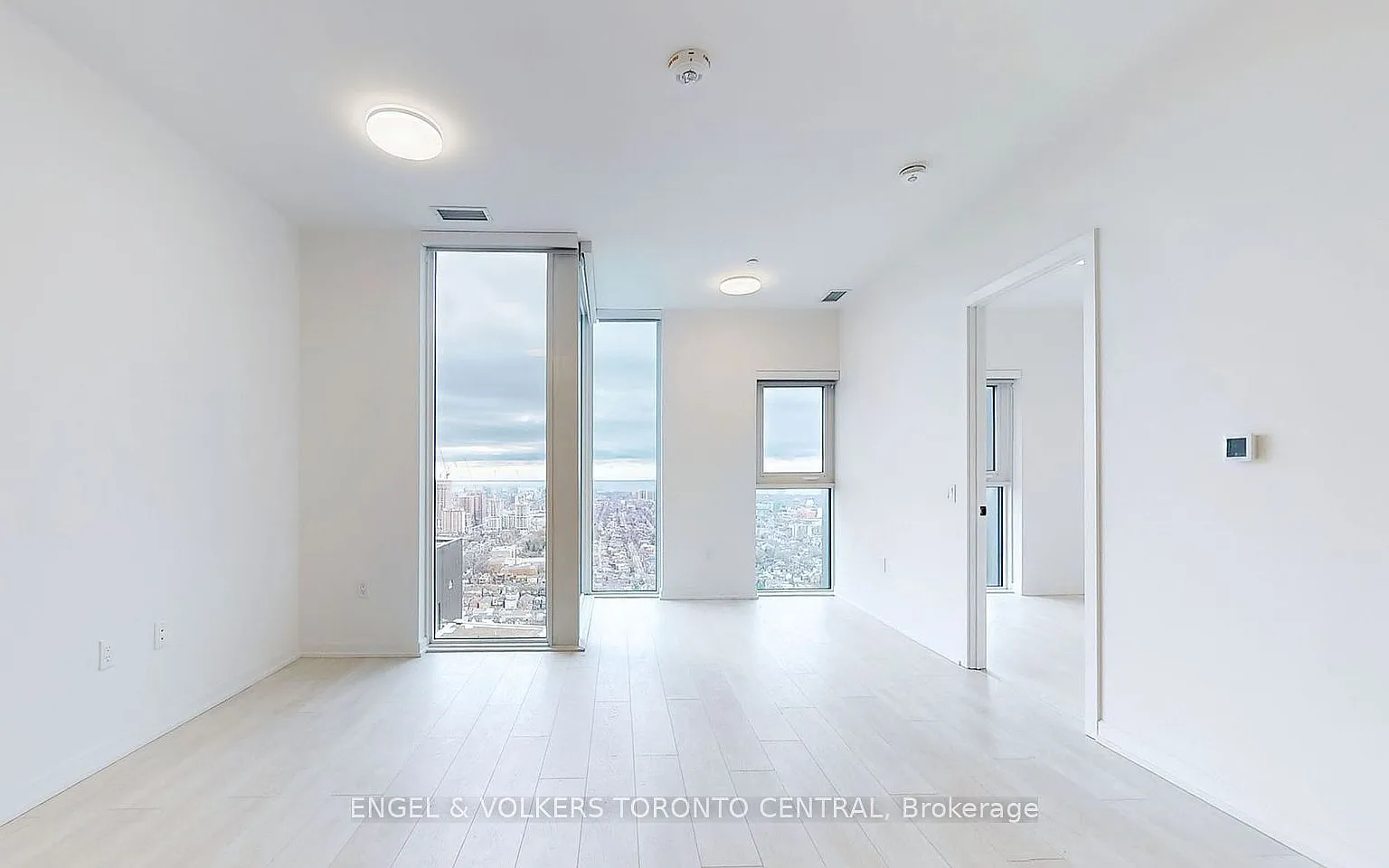 3 bed, $3,000 — Photo 3