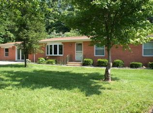 390 Union Hill Rd, Fairview heights, IL 62208