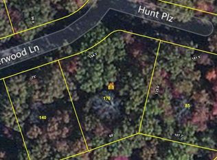 135 Hunterwood Ln, Crossville, TN 38558