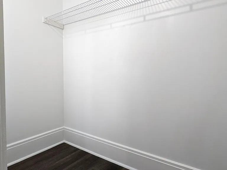 2201 W 83rd St #1 — Photo 11