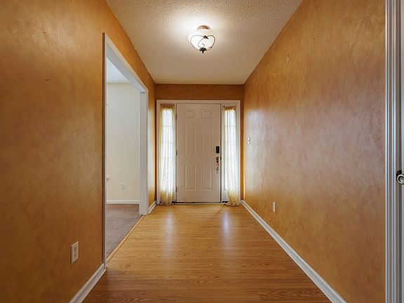 2nd image of 3800 Oldfield Rd