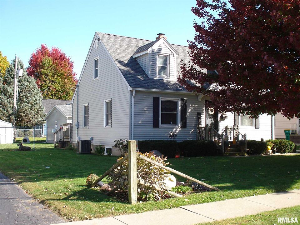1st image of 1015 S Farnham St