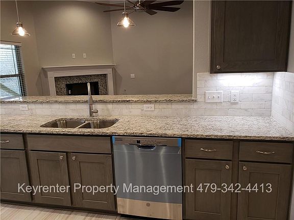 5th image of 1489 Bridgeboro Ave