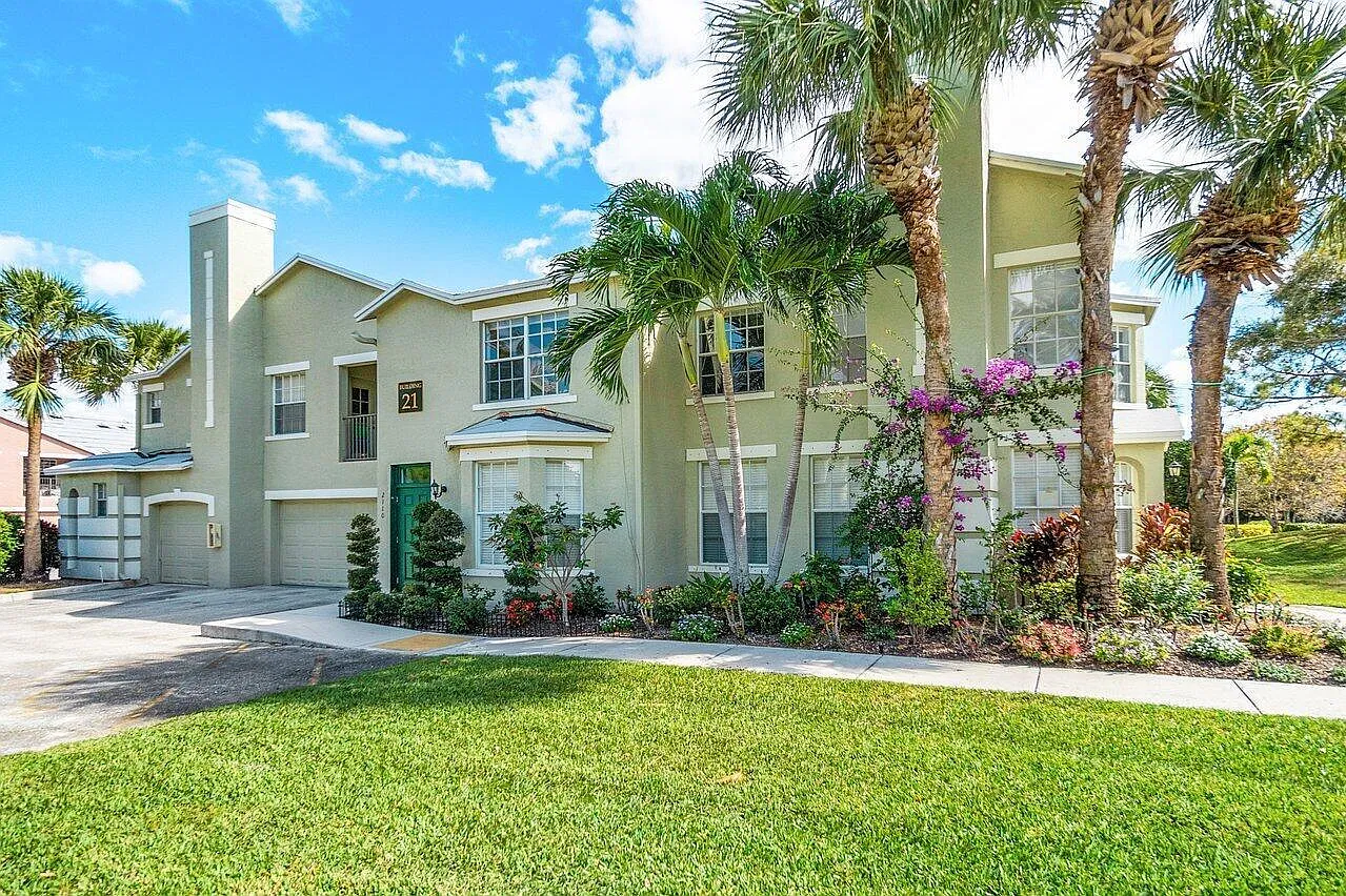 3 bed, 2.0 bath, 1536 sqft, $3,500 — Photo 2