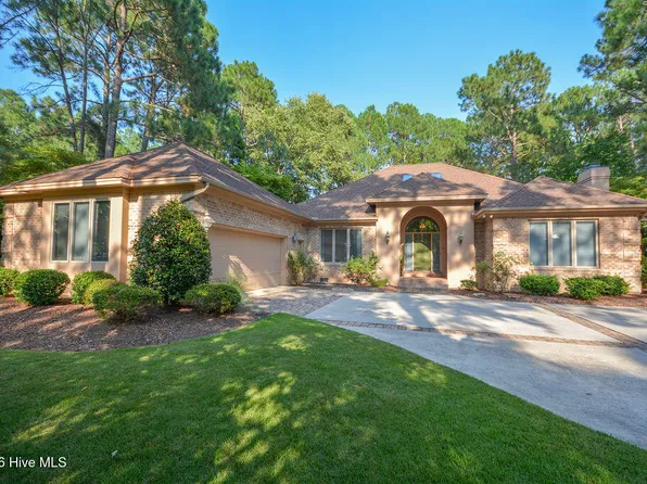 23 Augusta Drive, Southern Pines, NC 28387