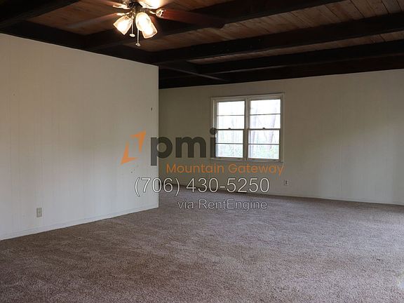 4th image of 382 Alpine Dr