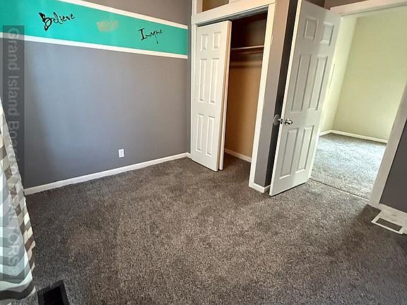 5th image of 503 E 10th St
