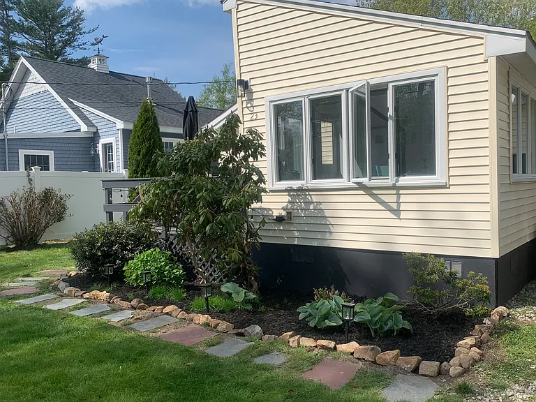 Skylark Ln — Photo 3