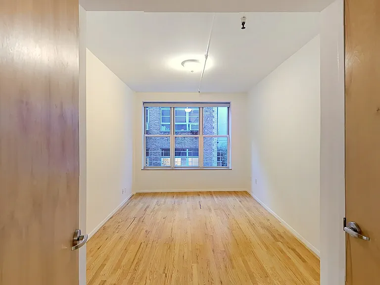 41 John St #3A — Photo 9