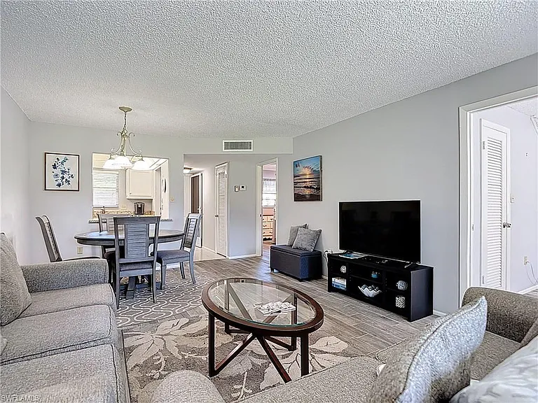 200 Turtle Lake Ct #109 — Photo 19