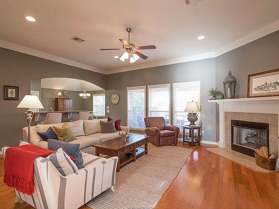 3rd image of 4429 Rocky Meadows Dr