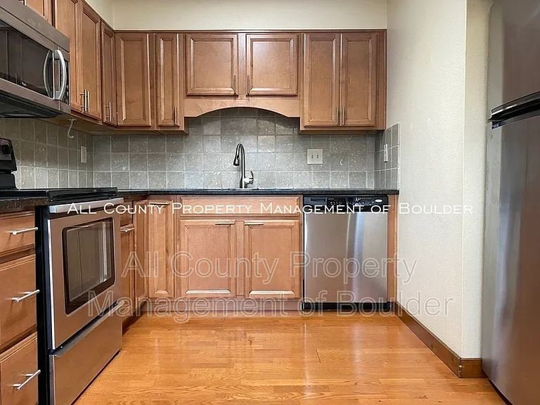 5540 Stonewall Pl #31 — Photo 4