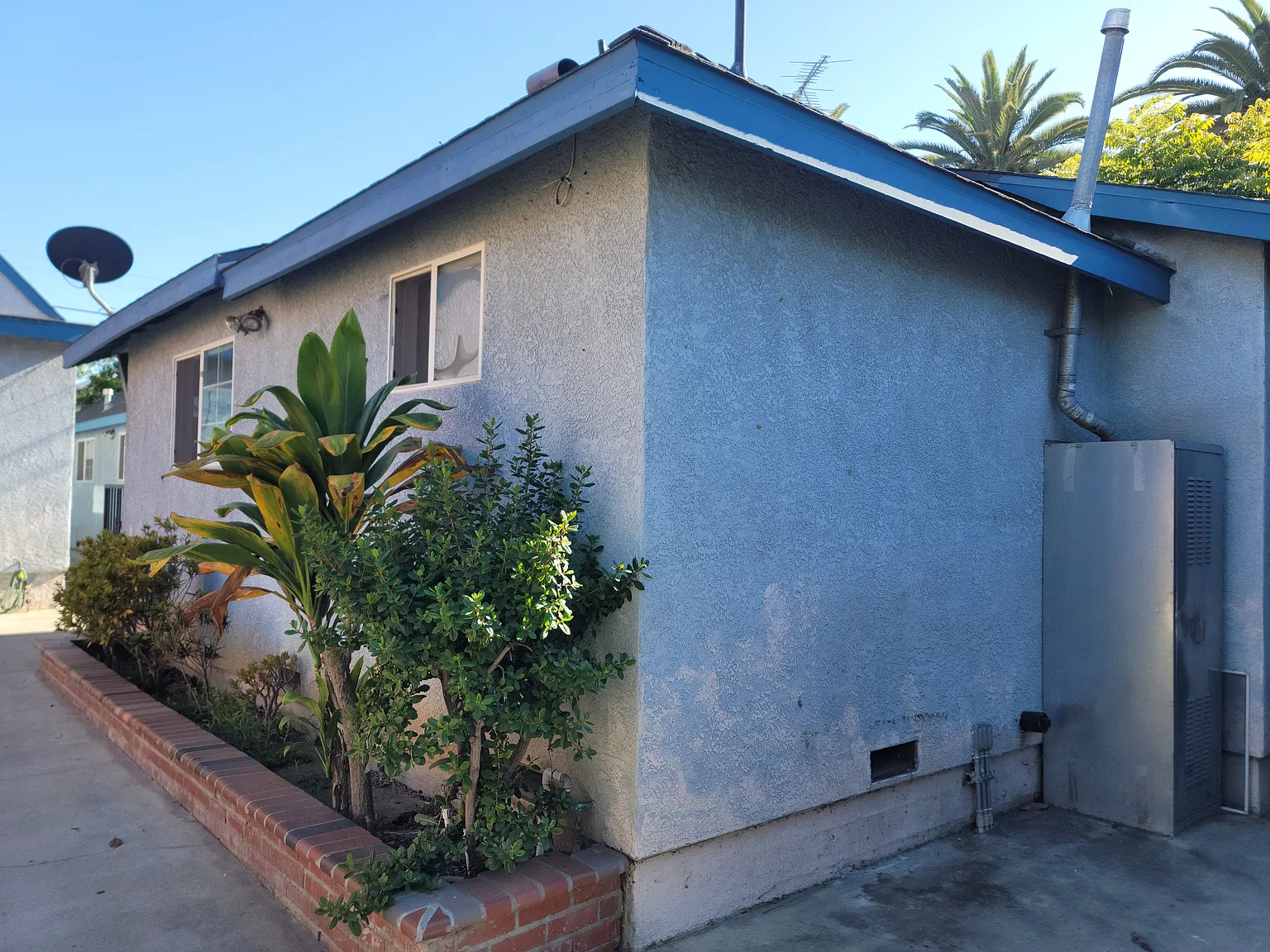 W 5th St, Long Beach — Photo 2