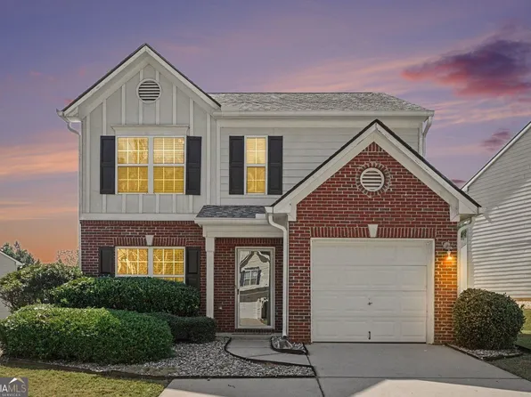 9464 Lakeview Rd, Union City, GA 30291