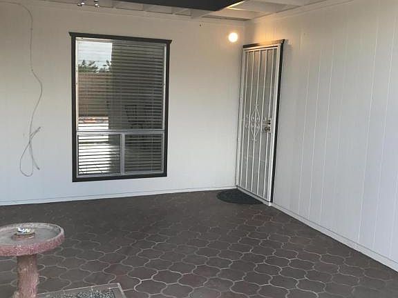 5th image of 3745 E Sunnyside Dr