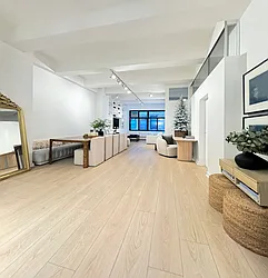 529 West 42nd Street, #5W