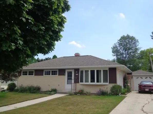 1609 S 25th St, Sheboygan, WI 53081
