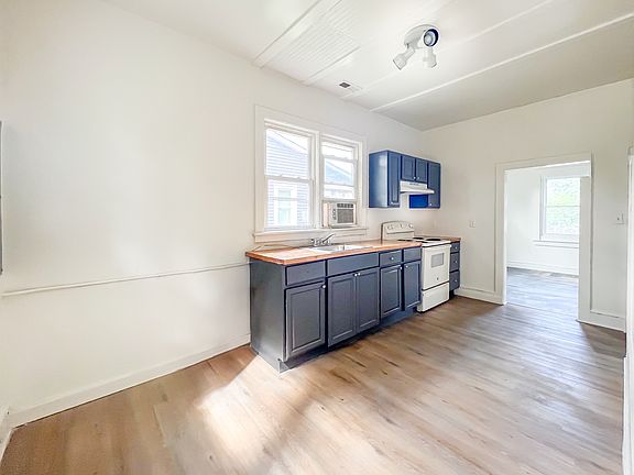 3rd image of 508 N 7th Ave