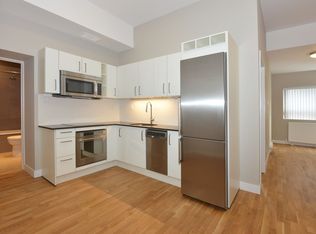 77 Spencer Avenue, Toronto, ON M6K 2K4