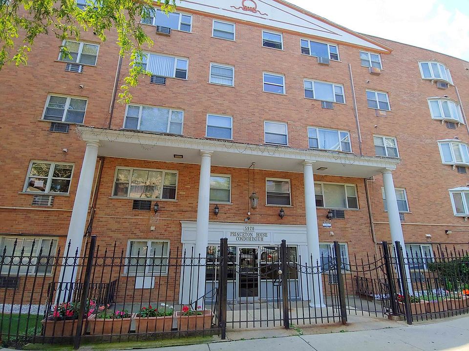 1st image of 5920 N Kenmore Ave APT 202