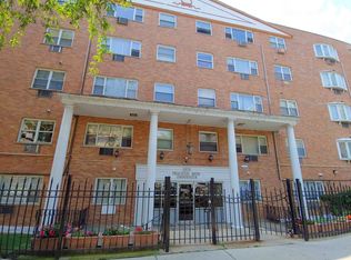 5920 N Kenmore Ave APT 202, Chicago, IL 60660