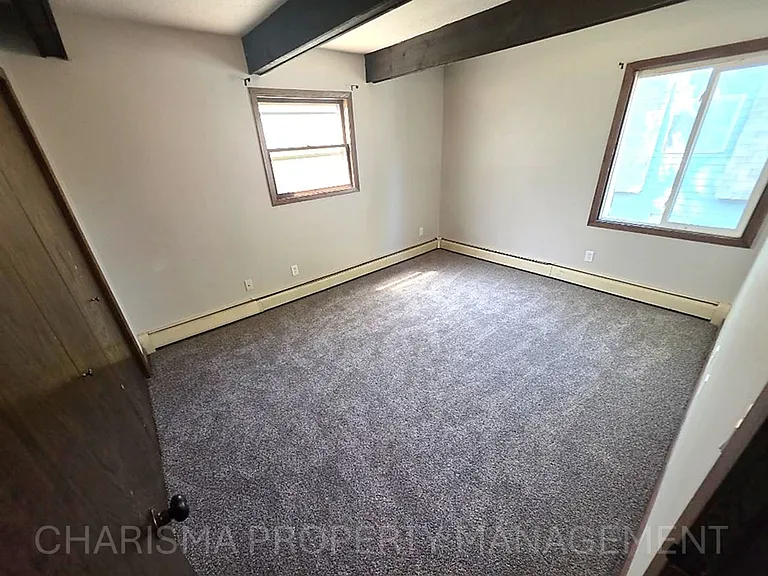 205-207 N Eastern Ave — Photo 11